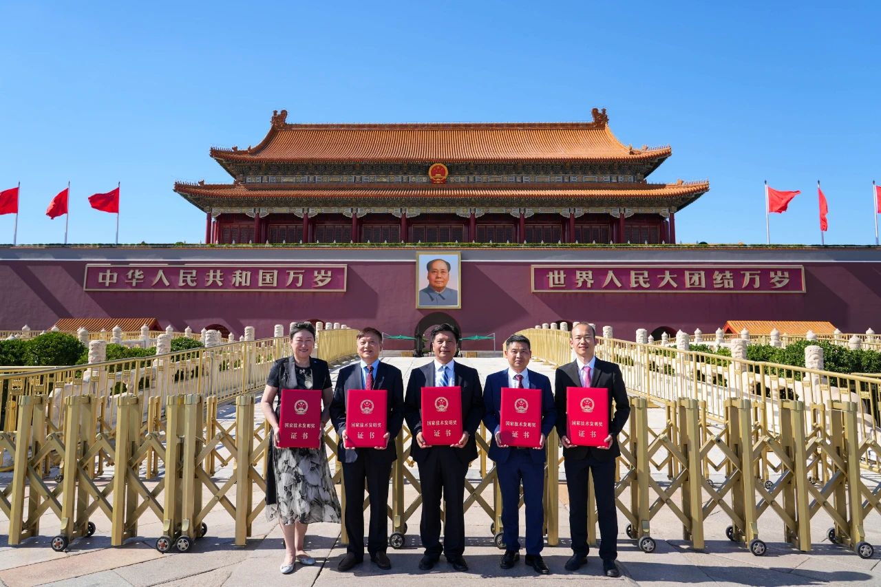 “聚合物熔体纳米纤维绿色高效制造技术及应用”荣获2023年度国家技术发明奖二等奖 ...