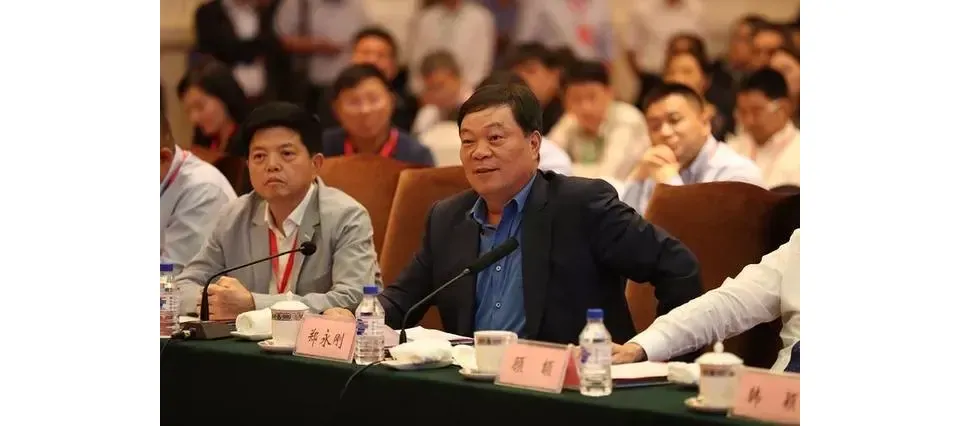 服装企业杉杉创始人郑永刚病逝.jpg